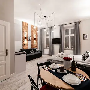 Aparthotel Dietla 32 - Ideal Location In The Heart Of Krakow, Between Main Square And Kazimierz District **